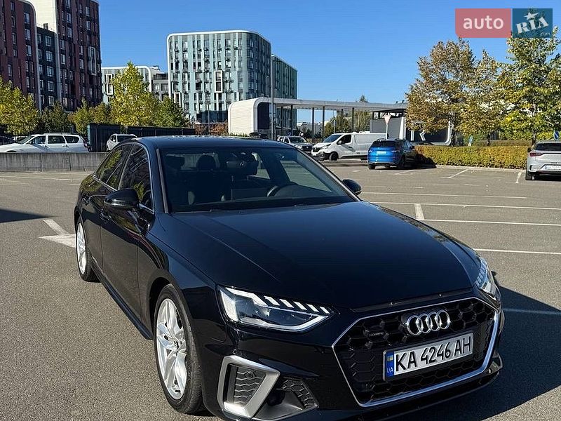 Седан Audi A4 2020 в Киеве