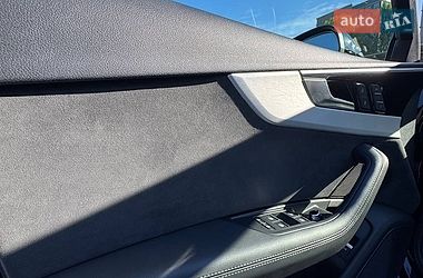 Седан Audi A4 2020 в Киеве