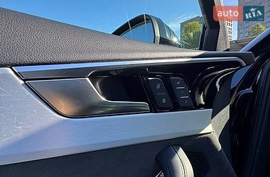 Седан Audi A4 2020 в Киеве