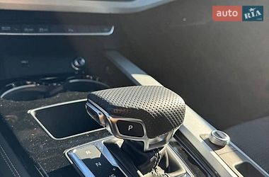 Седан Audi A4 2020 в Киеве