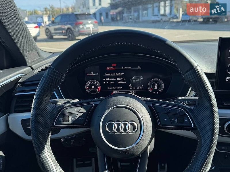 Седан Audi A4 2020 в Киеве