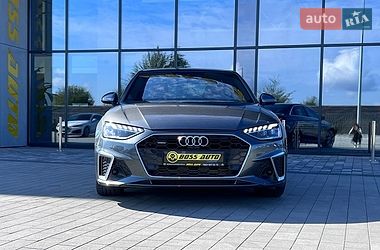 Седан Audi A4 2021 в Львове