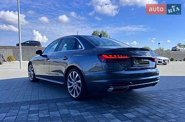 Седан Audi A4 2021 в Львове