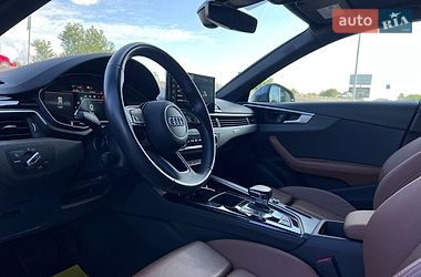Седан Audi A4 2021 в Львове