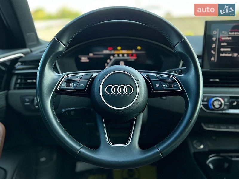 Седан Audi A4 2021 в Львове