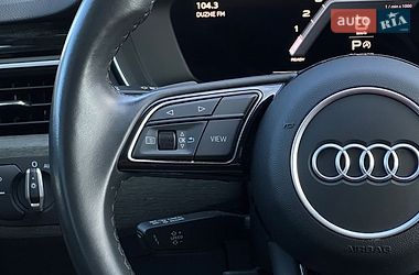Седан Audi A4 2021 в Львове