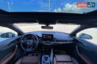 Седан Audi A4 2021 в Львове