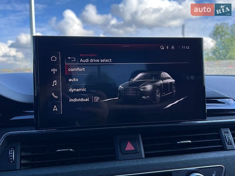 Седан Audi A4 2021 в Львове