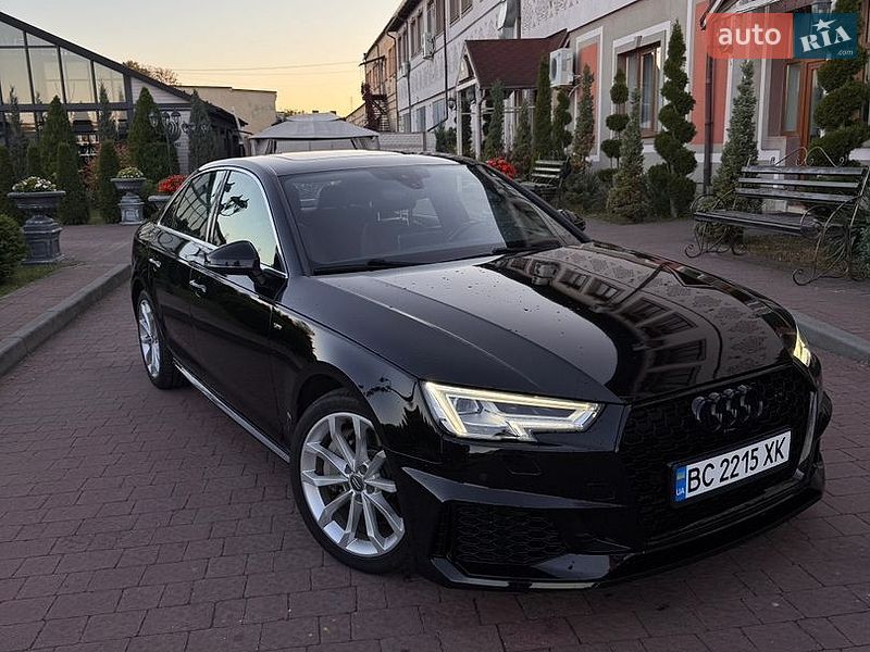 Седан Audi A4 2018 в Стрые