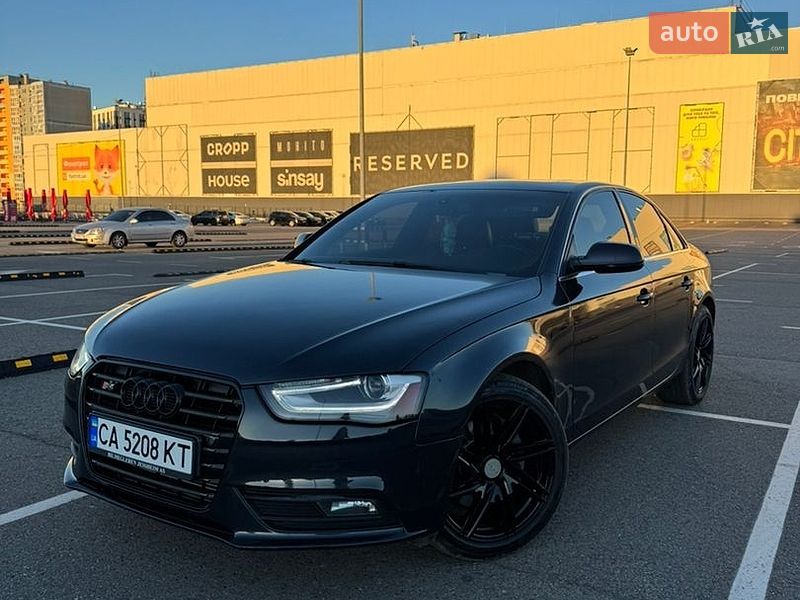 Седан Audi A4 2012 в Киеве