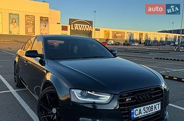 Седан Audi A4 2012 в Киеве