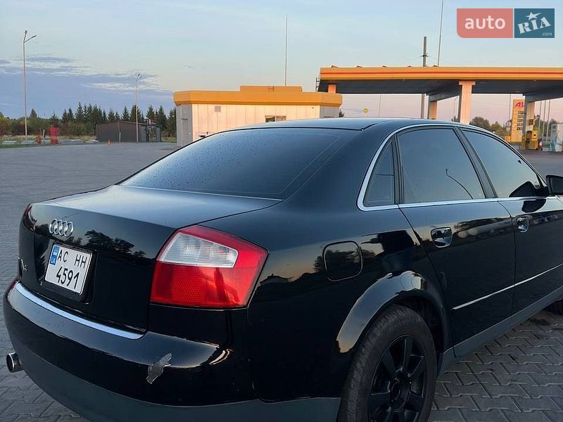 Седан Audi A4 2003 в Любомле