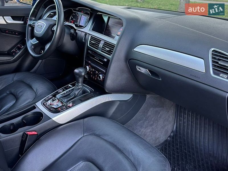 Седан Audi A4 2014 в Києві
