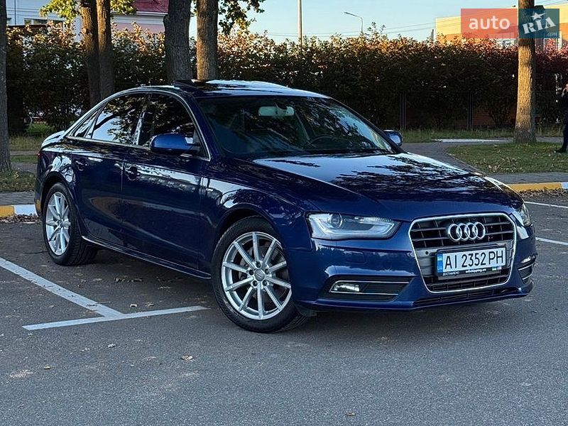 Седан Audi A4 2014 в Києві