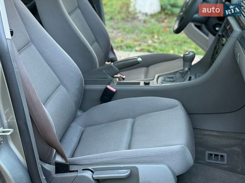 Седан Audi A4 2004 в Вишнівці