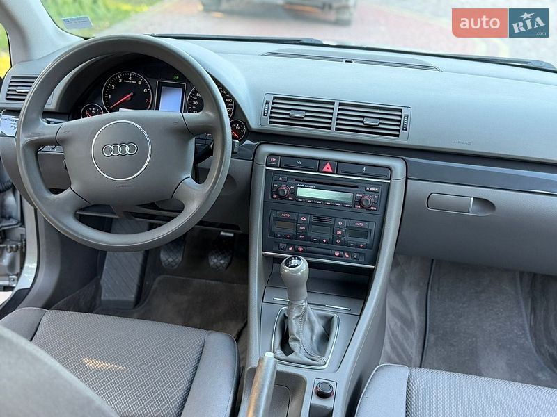 Седан Audi A4 2004 в Вишнівці