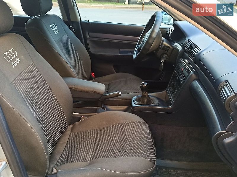 Универсал Audi A4 1998 в Хмельницком