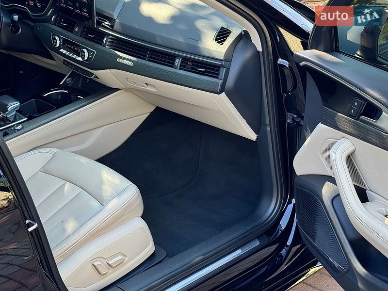 Седан Audi A4 2022 в Вінниці