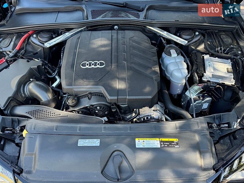 Седан Audi A4 2022 в Вінниці