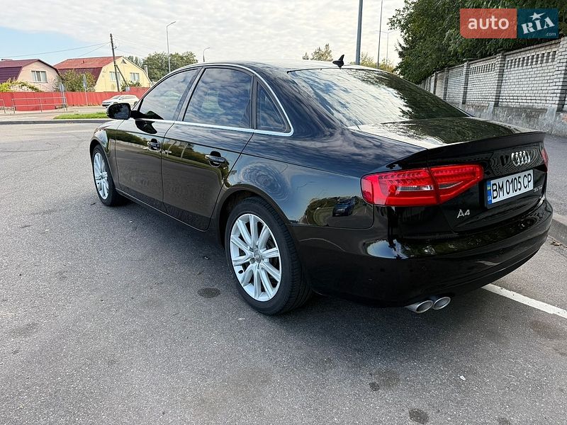Седан Audi A4 2014 в Виннице