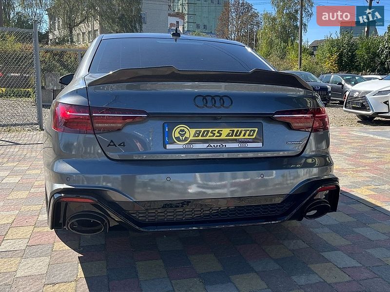 Седан Audi A4 2021 в Стрые