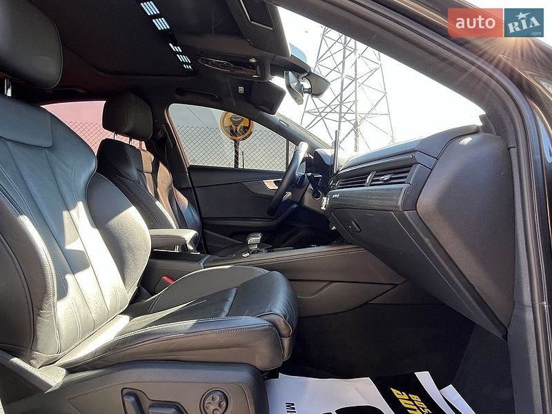 Седан Audi A4 2021 в Стрые