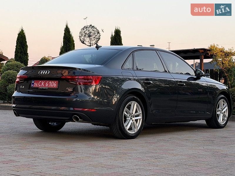 Седан Audi A4 2017 в Стрию