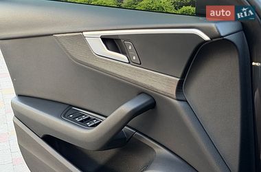 Седан Audi A4 2017 в Стрию