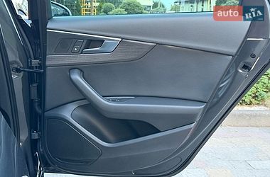 Седан Audi A4 2017 в Стрию
