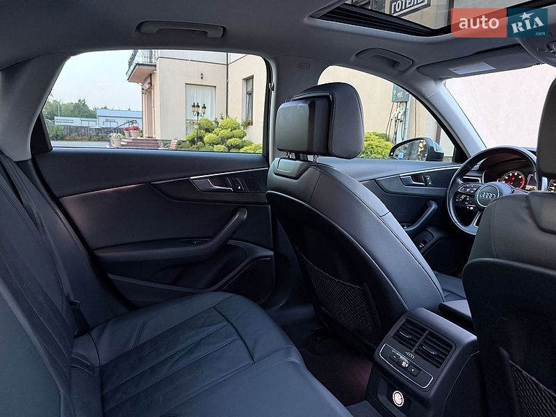 Седан Audi A4 2017 в Стрию
