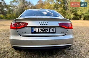 Седан Audi A4 2012 в Одесі