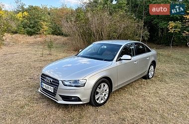 Седан Audi A4 2012 в Одесі