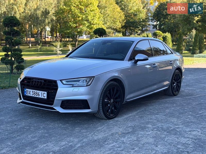 Седан Audi A4 2017 в Хмельницком
