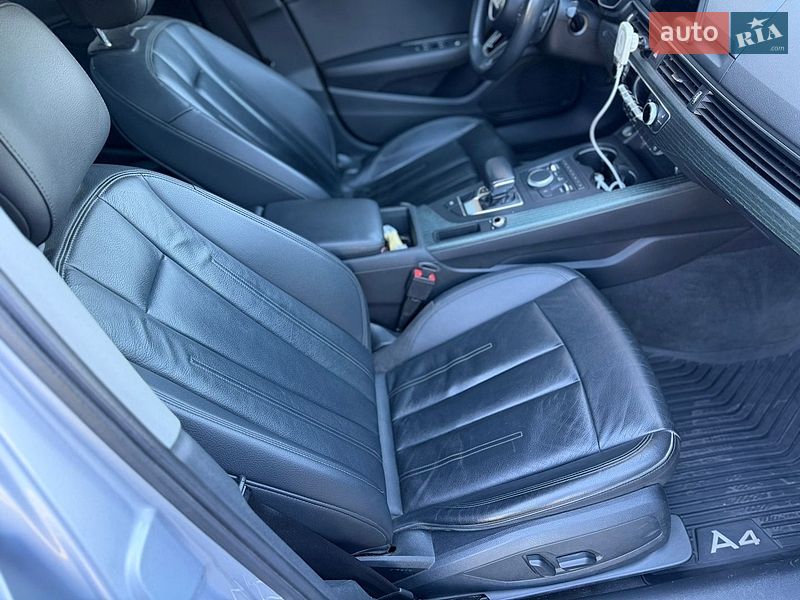 Седан Audi A4 2017 в Хмельницком