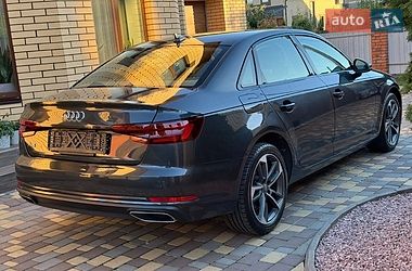 Седан Audi A4 2019 в Виннице
