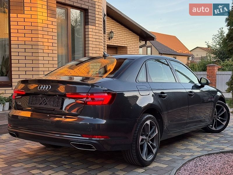 Седан Audi A4 2019 в Вінниці