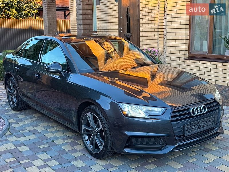Седан Audi A4 2019 в Вінниці
