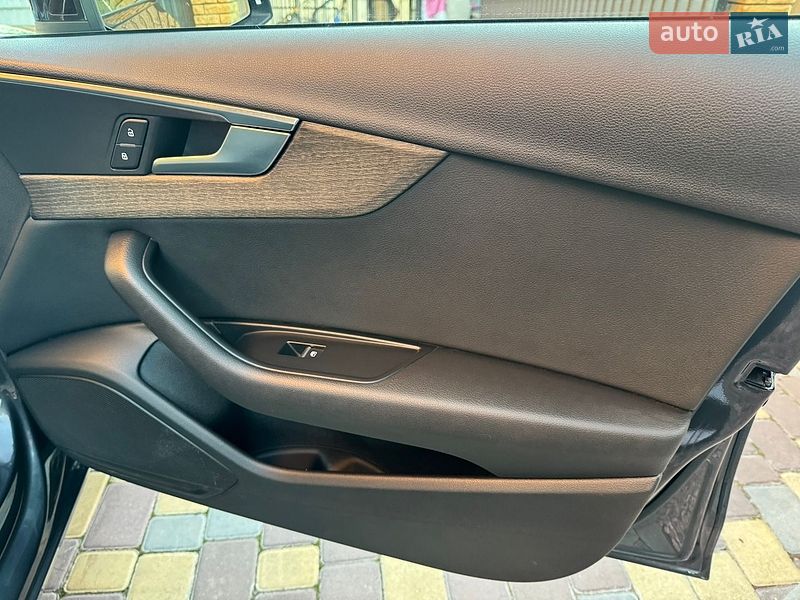 Седан Audi A4 2019 в Вінниці