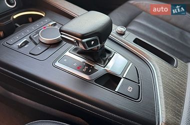 Седан Audi A4 2019 в Вінниці