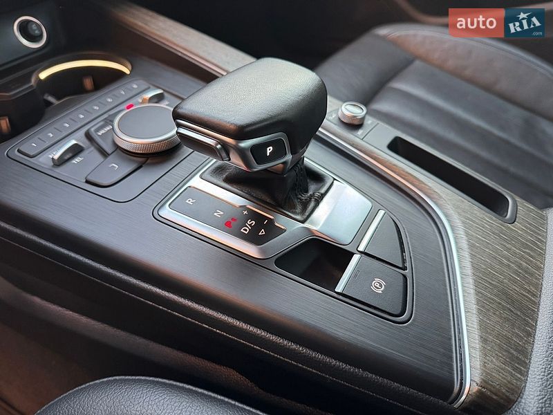 Седан Audi A4 2019 в Вінниці