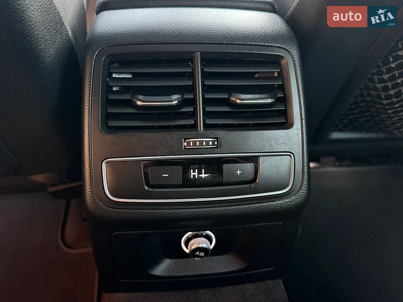 Седан Audi A4 2019 в Вінниці