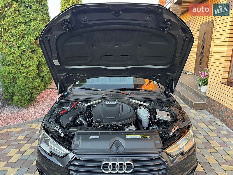 Седан Audi A4 2019 в Виннице