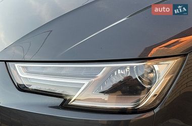 Седан Audi A4 2019 в Виннице