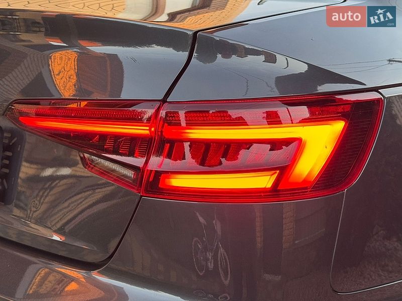 Седан Audi A4 2019 в Вінниці