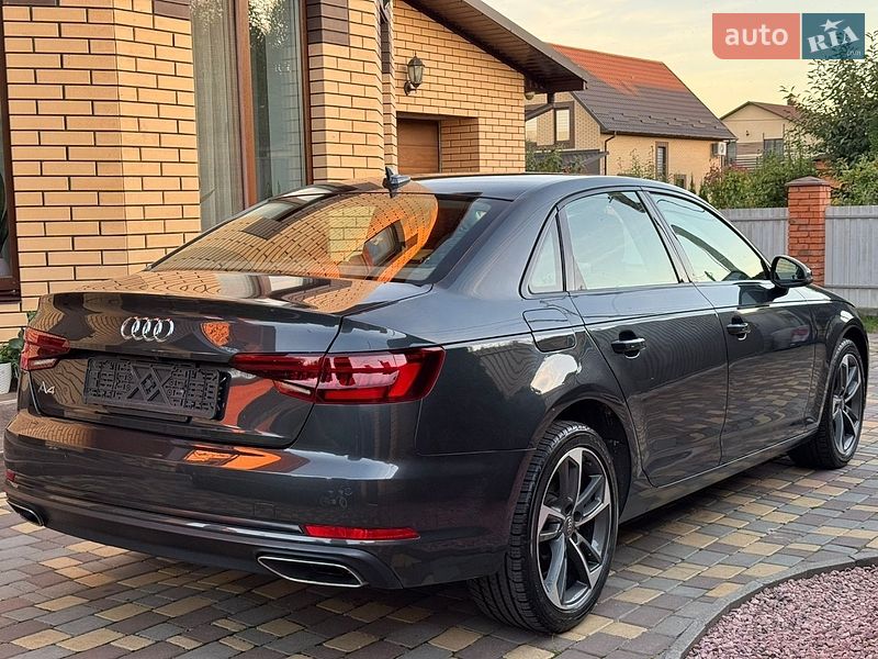 Седан Audi A4 2019 в Вінниці