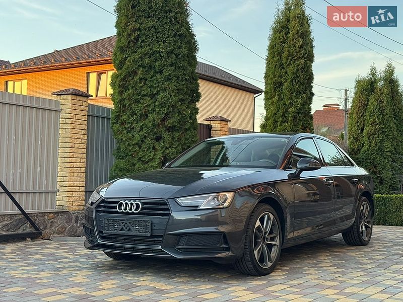 Седан Audi A4 2019 в Вінниці