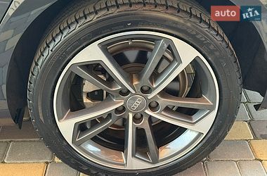 Седан Audi A4 2019 в Вінниці