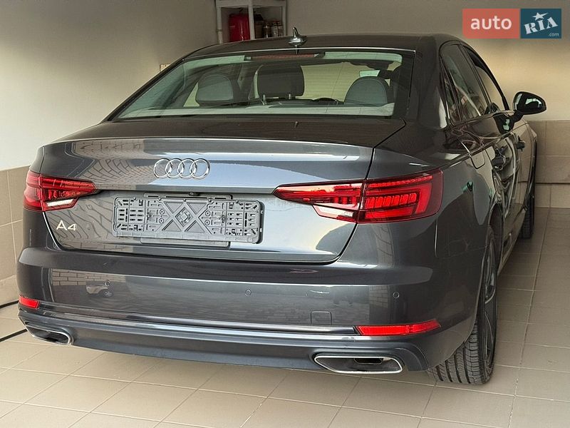 Седан Audi A4 2019 в Вінниці