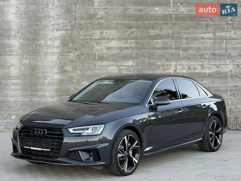 Седан Audi A4 2019 в Черновцах
