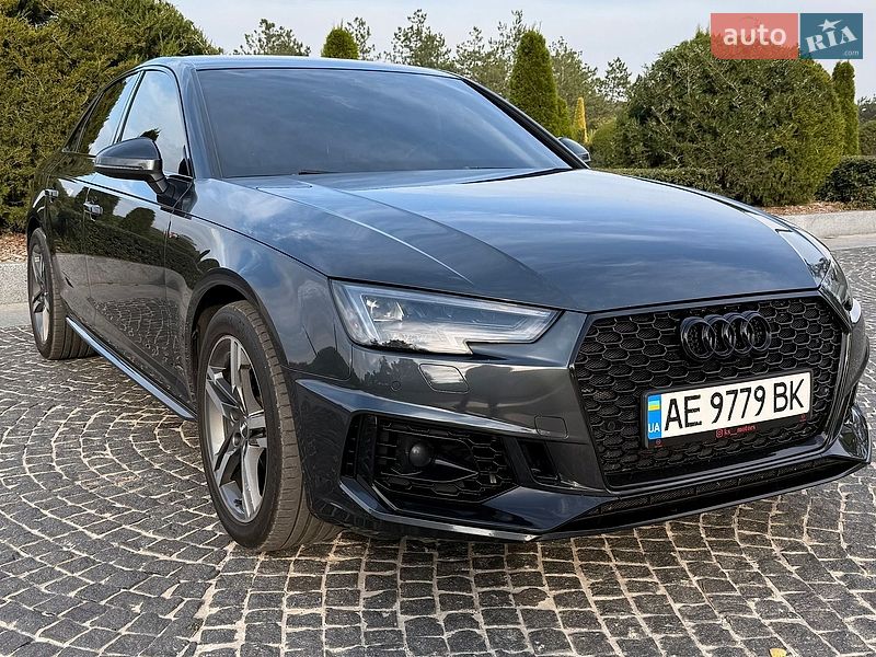 Седан Audi A4 2017 в Дніпрі